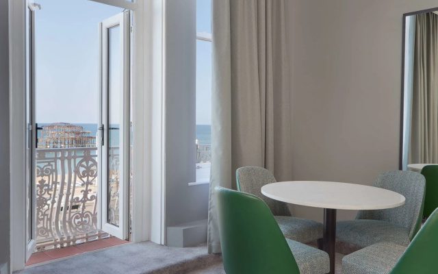 DoubleTree by Hilton Brighton Metropole