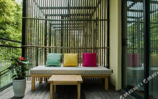 Xiyuan Yaji Holiday Hotel