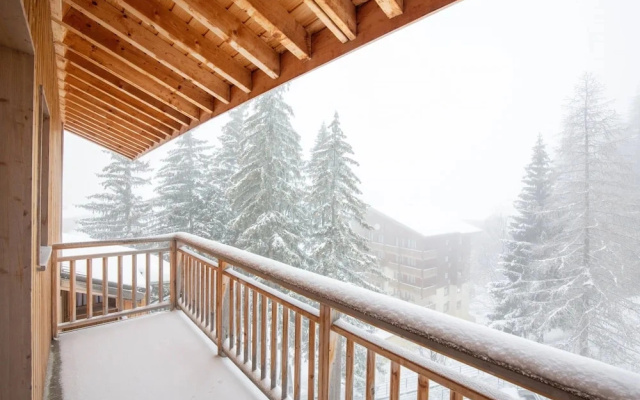 Apartment in Valfrejus Near Gondola