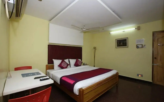 Sai Ramesh Apartments By OYO Rooms