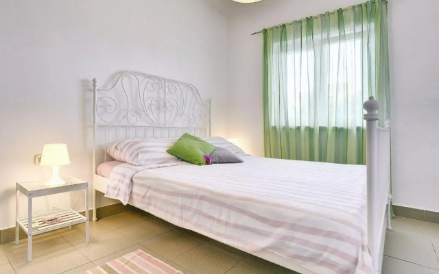 Apartment Lidija