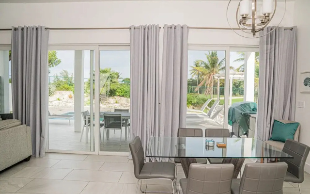 Villas Private Pool 5 min to Grace Bay