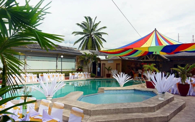 Tierra Montana Hotel