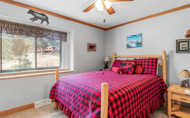 3 Elk - 4 Br Home