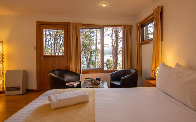 Lake St Clair Lodge