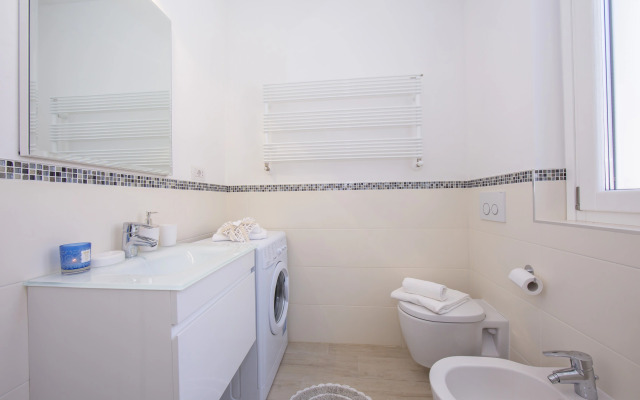 Como Lake Modern apartment Ulivi