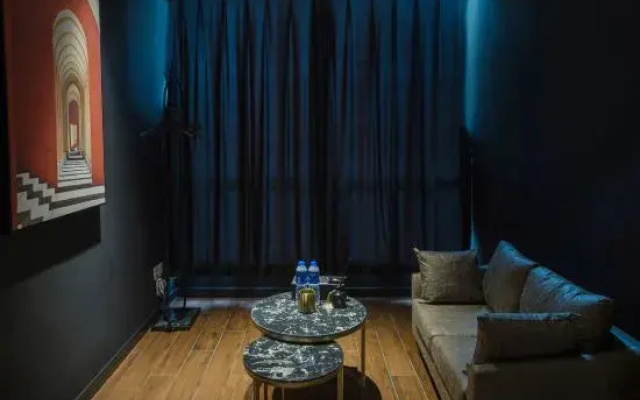J e-sports Hotel (Shanghai Songjiang University Town)