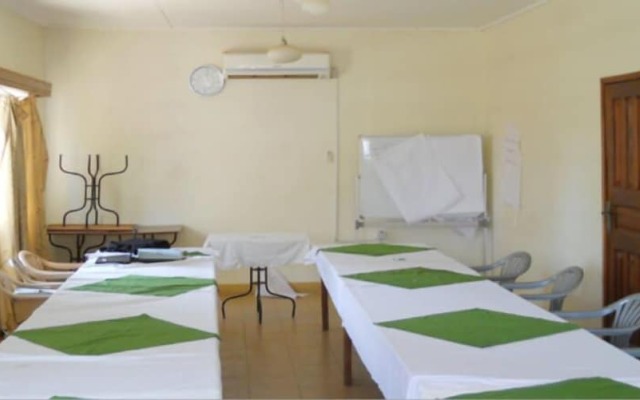 Kanberra Hotel