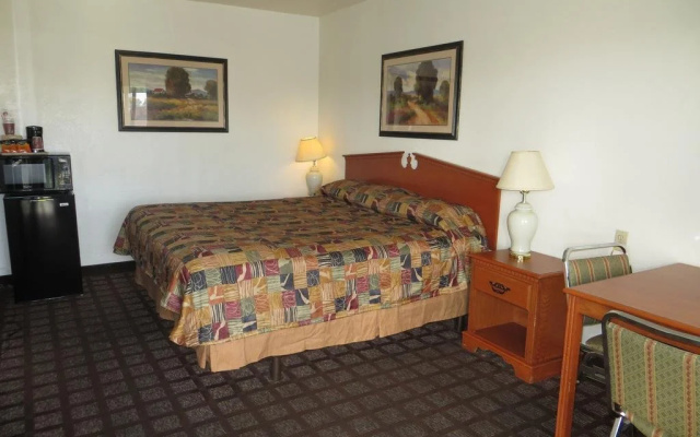 Big Six Motel