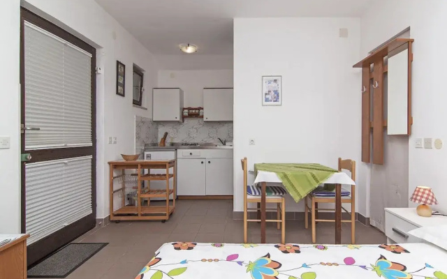 Apartments Zgrablic 148