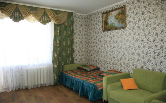 2-bedroom on Mykolaychuka street
