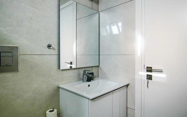 Phaedrus Living - Seaside Executive Flat Harbour 204
