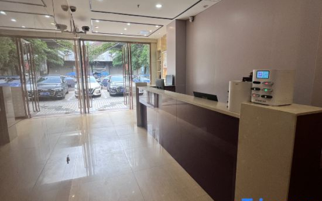 Hexing Preferred Hotel (Shenzhen Nanlian Subway Station)