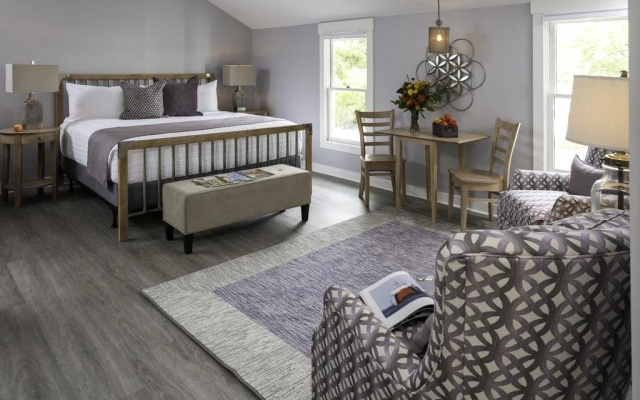 The Hotel Saugatuck