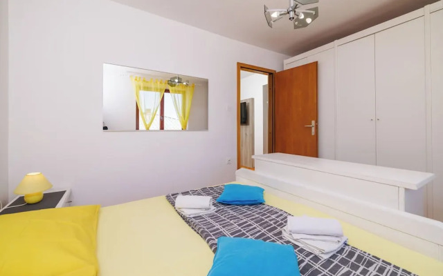 Apartments Mira