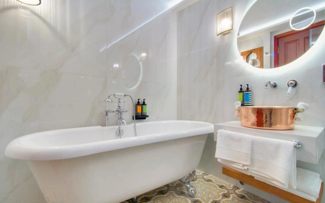 Archontariki Boutique Hotel