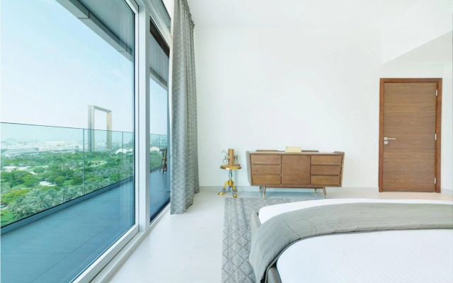 Superb 1BR apartment overlooking Zabeel Park and Dubai Frame