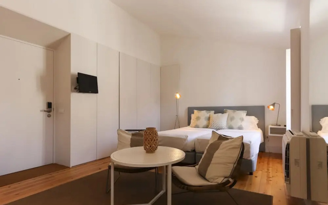 Combro Suites by Homing