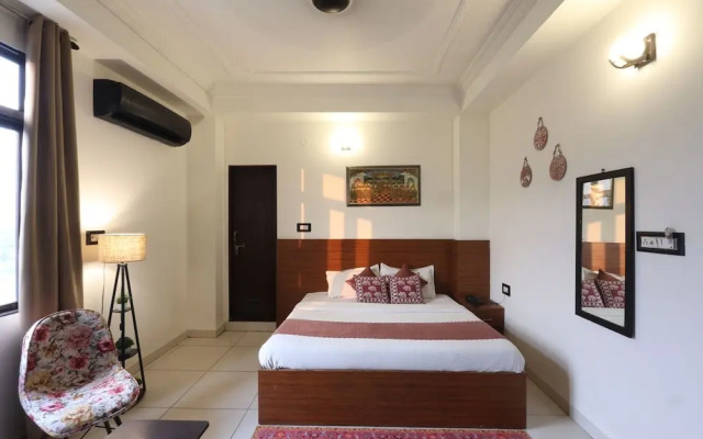 Hotel Ramgarh Palace