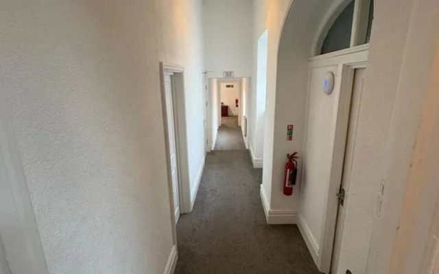 Room 5 - Manor Park Country House Wales