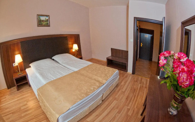 St. Spas Hotel & Balneo Complex
