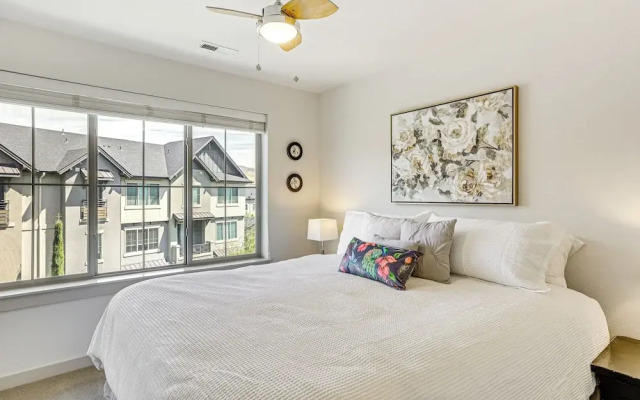Spacious Boise Townhome ~ 5 Mi to Downtown