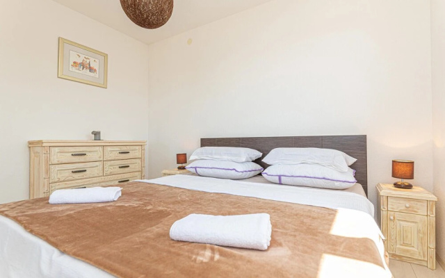 Stunning Home in Rogoznica With Wifi and 2 Bedrooms