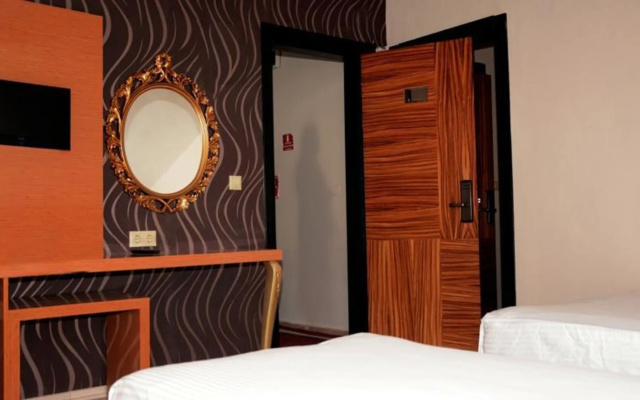 Nil Suite Hotel