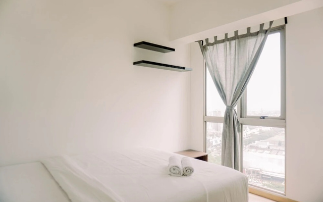 Comfort And Modern Look 2Br Apartment M-Town Signature