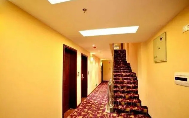 Xingyi Yike Hotel
