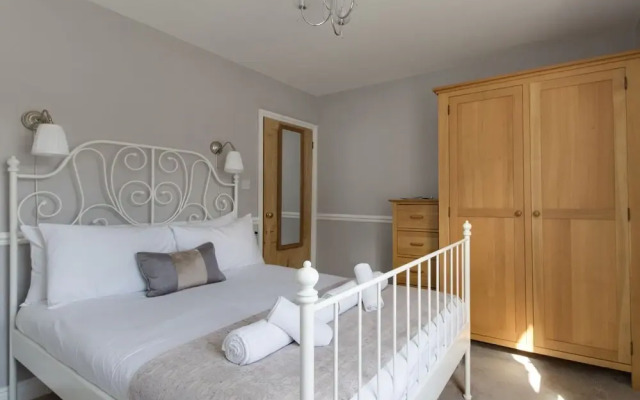 Harbourside Cottage