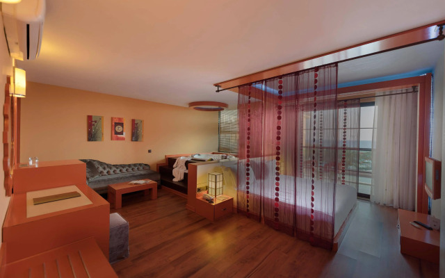 Siam Elegance Hotels & Spa