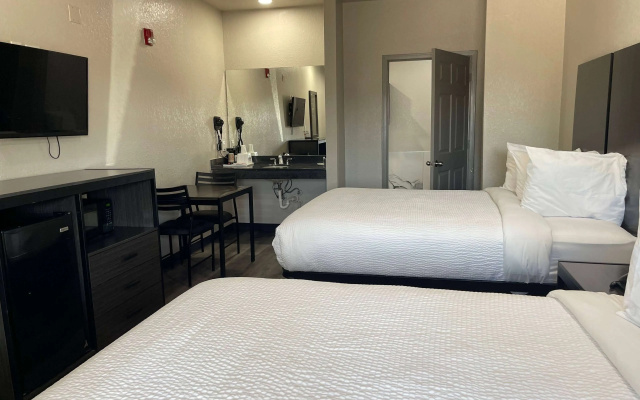 Days Inn by Wyndham Dickinson TX