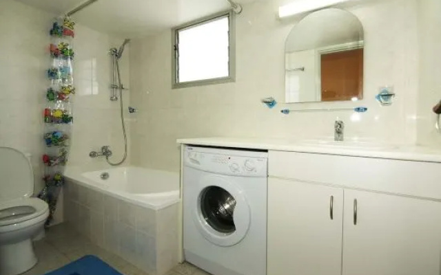 Mairoza Apartments