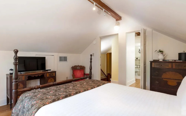 Oaklea Mansion Bed and Breakfast