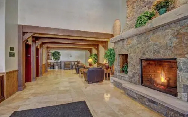 Highland Greens Lodge