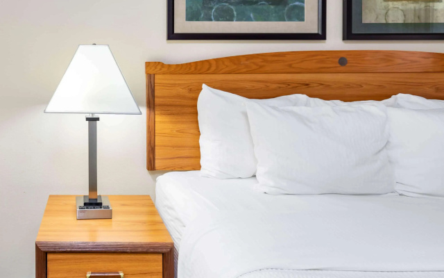 La Quinta Inn & Suites by Wyndham El Paso East