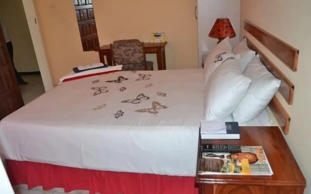 Ebuhleni Guest Lodge