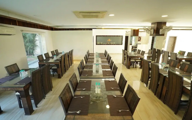 Hotel Varay Express