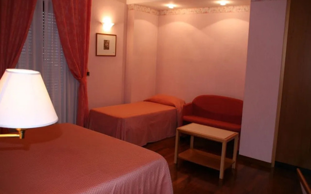 Hotel Lory