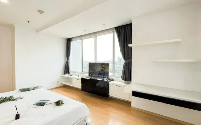 Spacious Luxury 2Br Apartment With Extra Room At Fx Residence