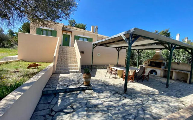 Casa Malena-Cozy 3 bedroom Villa with BBQ&Patio in huge estate!