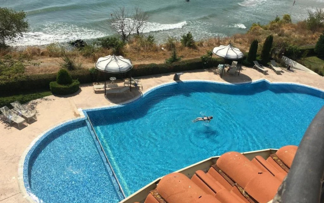 Royal Bay Residence and Spa