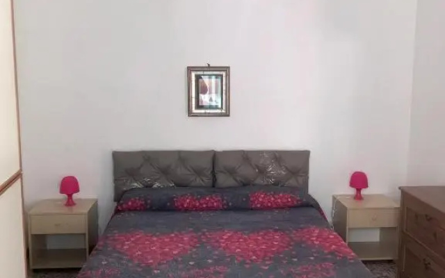 Casa Bianca 5 - confortevole in centro a Moneglia