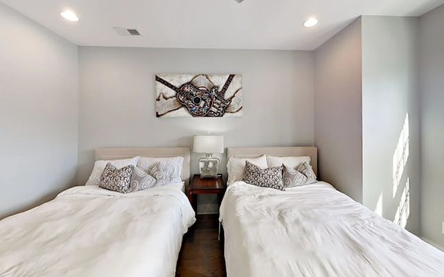 Nashville Townhome Unit A by RedAwning