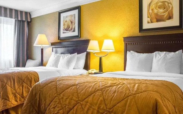 Clarion Inn & Suites Fairgrounds