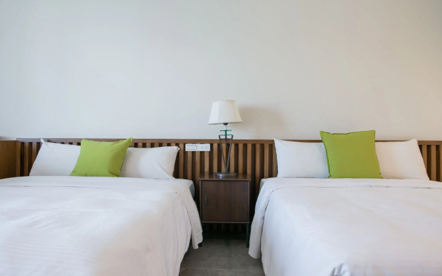 Palm Tree Hotel