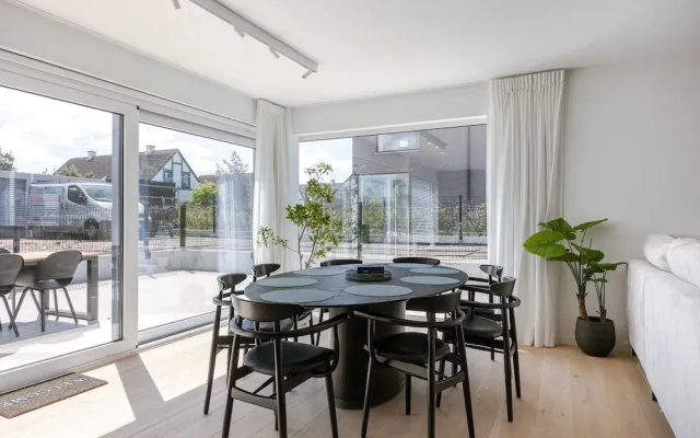 Huswell - Family Villa With Terrace and Parking