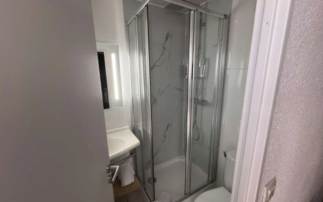Sure Hotel by Best Western Nimes Est