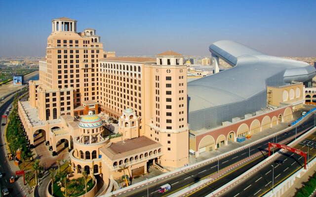 Al Waleed Palace Hotel Apartments-Al Barsha вид на фасад